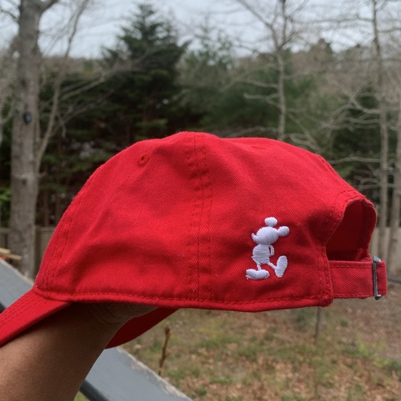 Embroidered Authentic Disney Red Strapback Hat With Mickey Mouse Logo - Picture 5 of 5